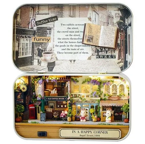 Миниатюра Домик в жестяной коробке Счастливый уголок для самостоятельной сборки.