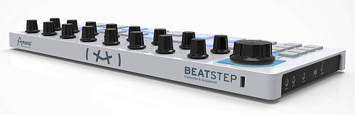 Arturia BeatStep Портативный USB/MIDI пэд-контроллер.
