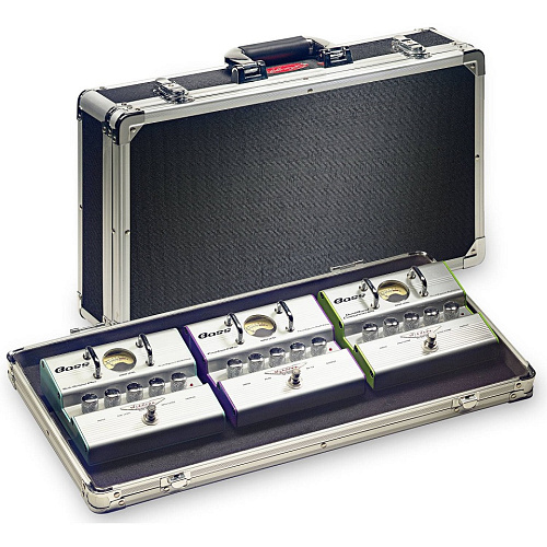 Stagg UPC-500 Пластиковый кейс для гитарных педалей с алюминиевыми углами.