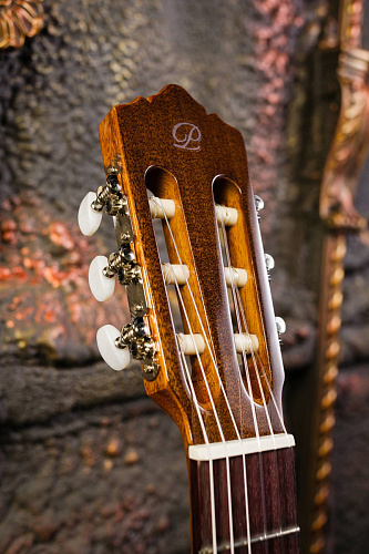 Perez 610 Cedar Гитара классическая